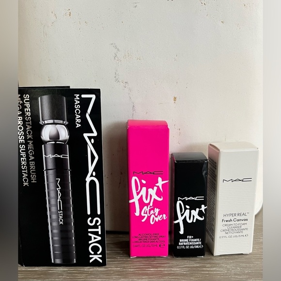 MAC Cosmetics Bundle of 4 Mini Size - Picture 1 of 12